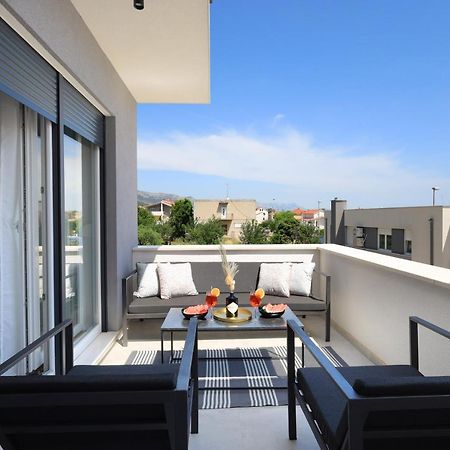 Bonaca Apartments With Terrace And Private Parking Kaštela 외부 사진