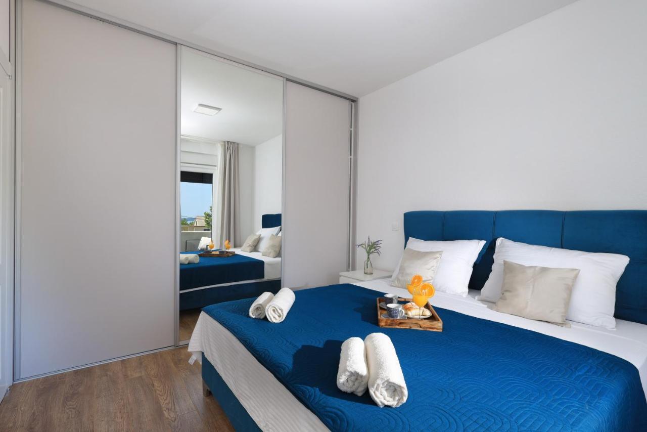 Bonaca Apartments With Terrace And Private Parking Kaštela 외부 사진