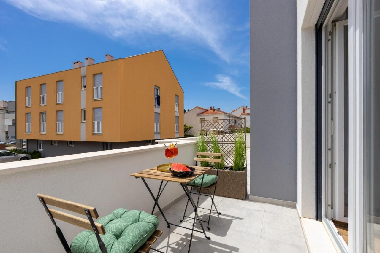 Bonaca Apartments With Terrace And Private Parking Kaštela 외부 사진