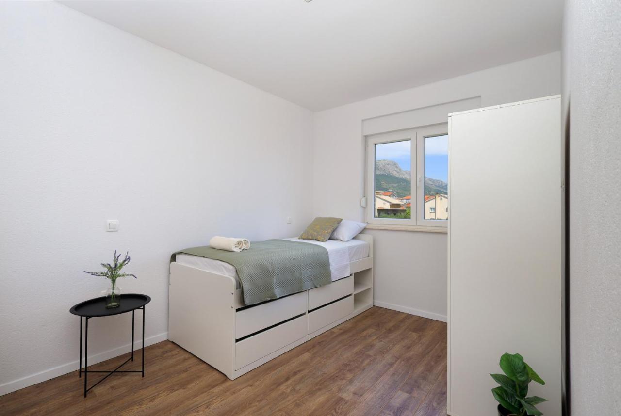 Bonaca Apartments With Terrace And Private Parking Kaštela 외부 사진