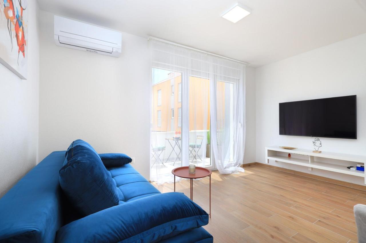 Bonaca Apartments With Terrace And Private Parking Kaštela 외부 사진